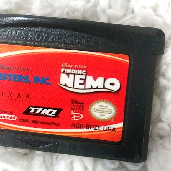 Gameboy Advance 2 games in 1 Finding Nemo and Monsters Inc - Picture 4 of 8